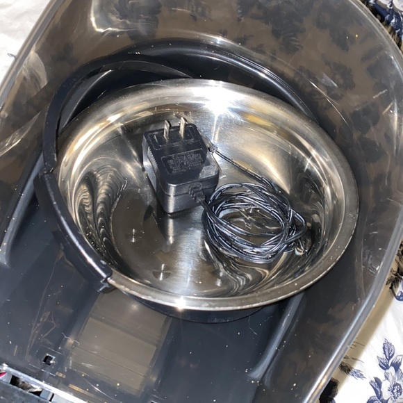 Automatic pet feeder for small-medium cats or dogs - Picture 4 of 12